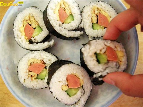 爱心寿司的做法_【图解】爱心寿司怎么做如何做好吃_爱心寿司家常做法大全_跟屁虫_豆果美食