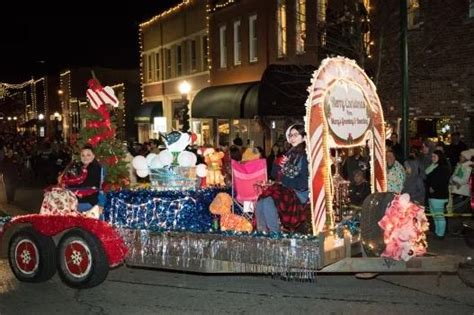 Light up Siloam Springs Christmas Parade, Siloam Springs, Arkansas ...