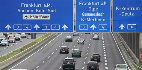 富豪驾布加迪德国高速狂飙至417km/h！德国官方：不违法但不欢迎--快科技--科技改变未来