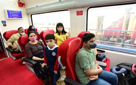Indian Railway's Adding 49 New Vistadome Coaches with Sleek Features ...