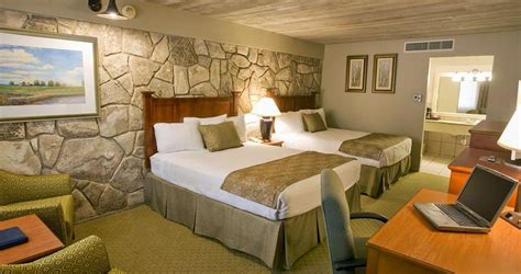 INN OF THE HILLS HOTEL & CONFERENCE CENTER (Kerrville) - Hotel Reviews ...