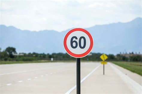 60迈等于多少公里每小时-有驾