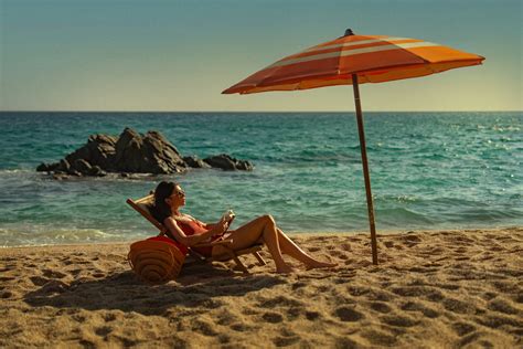 People We Meet on Vacation Movie Cast, Release Date, More - Parade
