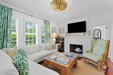 528 32nd St, West Palm Beach, FL 33407 | Homes.com