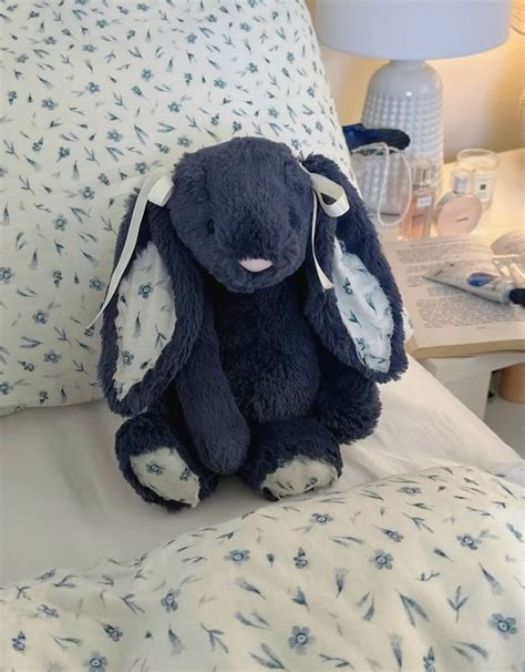Cute navy jelly cat bunny with white bows | Jellycat stuffed animals, Cute stuffed animals ...