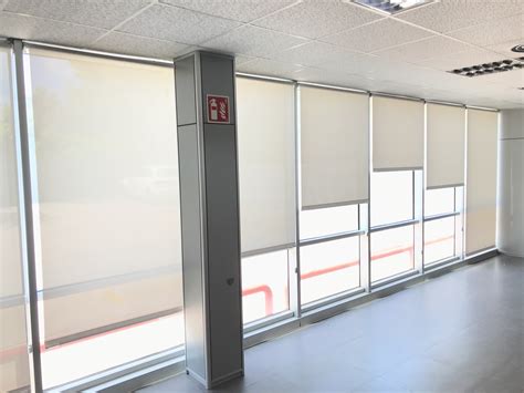 Cortinas para oficina en tienda de cortinas en Barcelona | Cortina Técnica