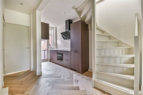 How Long Do Hardwood Floors Last and What Makes Them So Durable ...