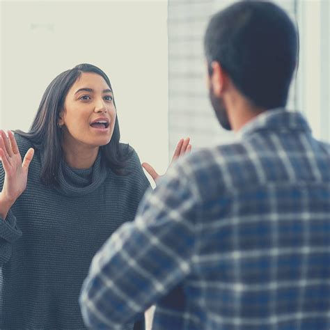 20 Manipulation Tactics Used by Gaslighters, Narcissists & Sociopaths