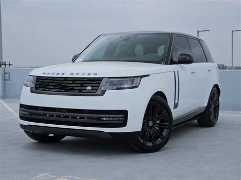 New 2025 Land Rover Range Rover SE Sport Utility in Austin #5345084 | Land Rover North Austin