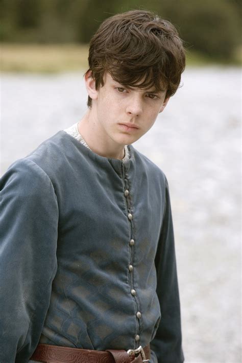 Edmund Pevensie (Skandar Keynes) - Narnia Fans