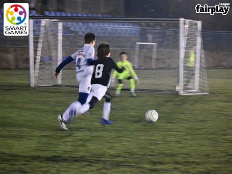 Partizanova laka konjica i Zmajevi nedovoljno raširenih krila - KidSport