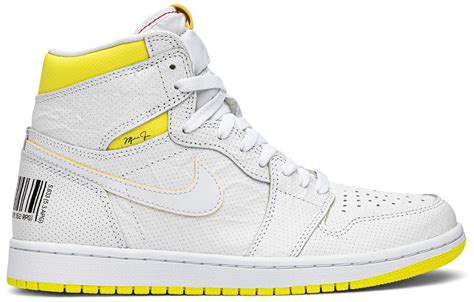 Air Jordan 1 RETRO High OG First Class Flight Price in India | Culture ...