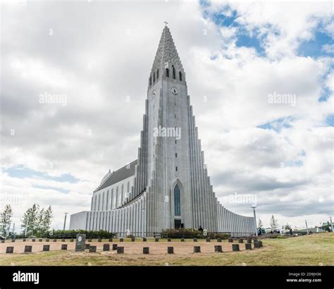 Hallgrimskirkja lutheran cathedral in Reykjavik is the largest church ...