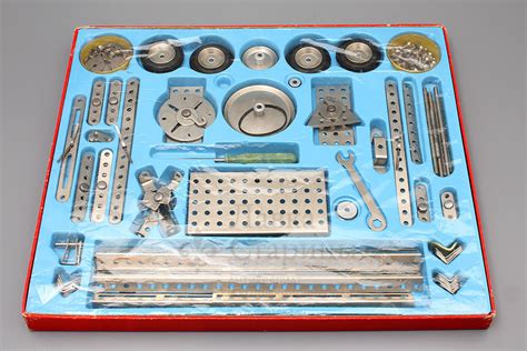 Детские игрушки из СССР. Конструкторы -1 конструктор, очень, такой, этого, только, некоторые, такие, любимый, просто, совершенно, чтото, делали, мастера, всего, такого, цвета, разные, крашенный, алюминиевый, ценил