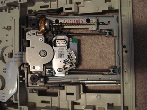 CD Exploding in Drive 的图像结果