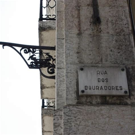 Fernando Pessoa: Lisbon in 5 passages from The Book of Disquiet - Art ...