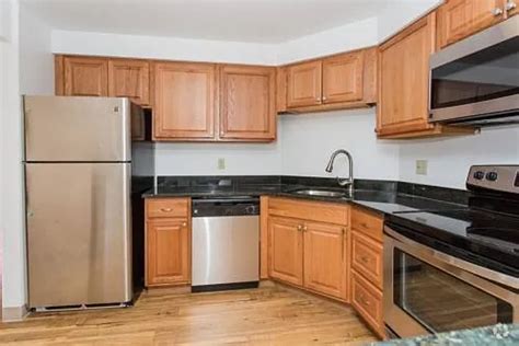 Pleasant Plaza - Malden, MA 02148 | ApartmentGuide.com