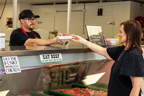 The Finest Cuts of Meat in NWA - Dimes Meat Market