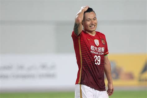 Dong Xuesheng y Gao Lin, únicos goleadores locales