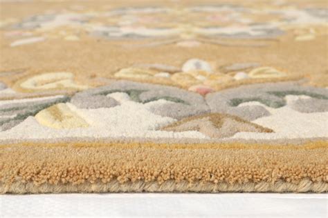 Classic Floral Wool Rug - Hand-Tufted Traditional Design in Caramel ...