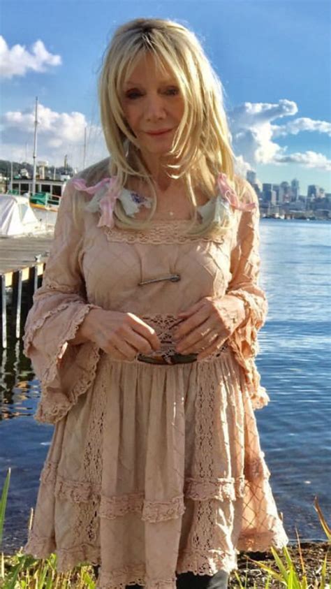 Magazine editor, stylist, writer, lifestyle specialist, animal lover ...