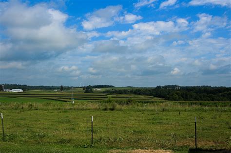 Wisconsin agriculture faces uncertainty heading into 2026 • Wisconsin Examiner