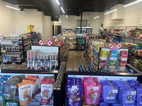 About Us - Bark and Purr Pet Pantry