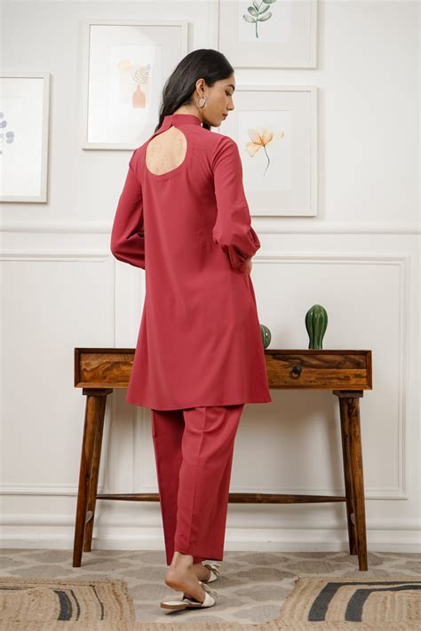 Netose Red Relaxed Fit Co-ord Set – Netose By LakhNeet (I) Private Limited