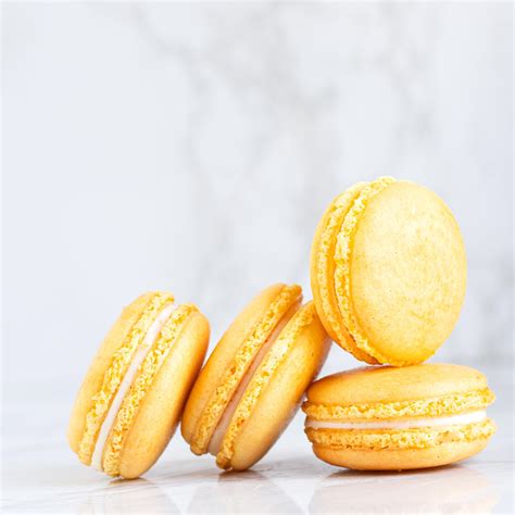 [homemade] Salted Honey Butter Macarons : r/food