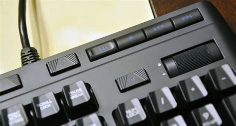 Logitech G910 Keyboard 的图像结果