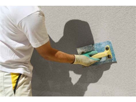 Conventional Sand Cement Plaster V/s Ready Mix Plastering