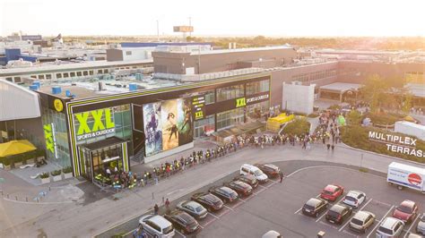 Riesenandrang bei XXL-Eröffnung in der SCS - Wien Aktuell - VIENNA.AT