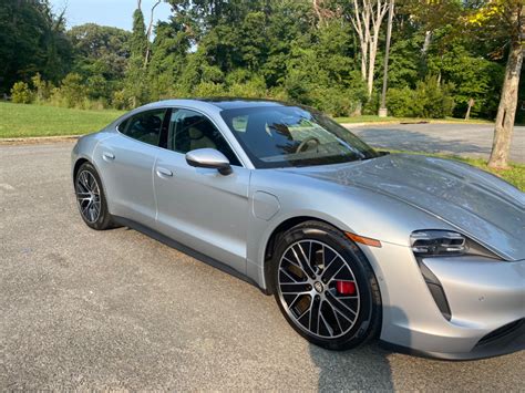 2022 Porsche Taycan 4S - Find My Electric