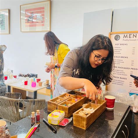 Candle Making Classes in Delhi | Create Your Own Candles - Vivre ...