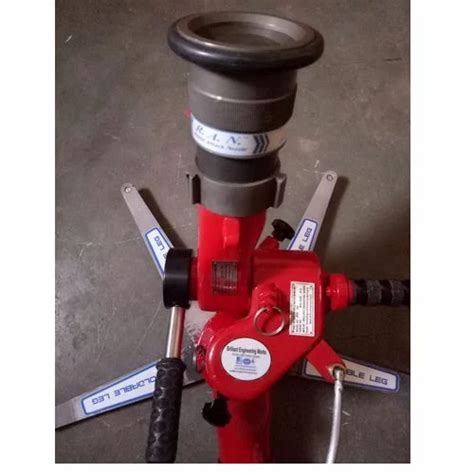 Fire Fighting Equipment - Portable Self Oscillating Fire Monitor ...