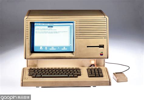 第一台计算机是谁发明的？始于一个富二代，历经196年还能用__财经头条