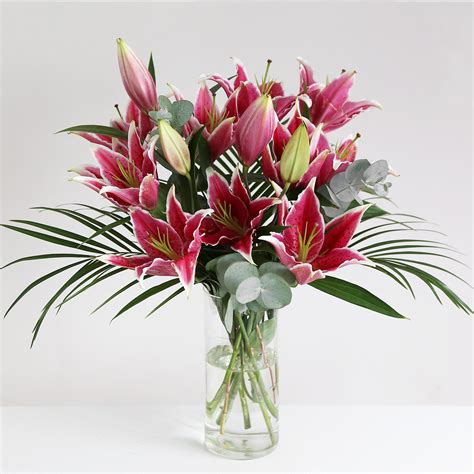 Pink Oriental Lilies This simple and elegant Asiatic lily bouquet is ...