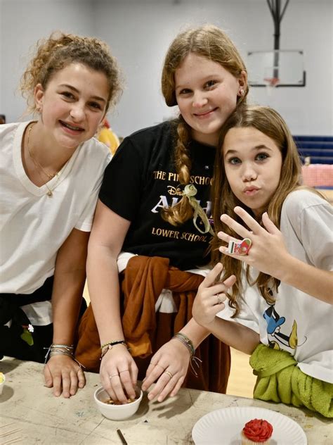 School Clubs 的图像结果