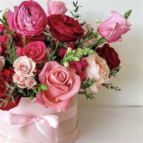 Sip & Snip with Love - Fresh Floral Workshop, Flint Station, Columbus ...