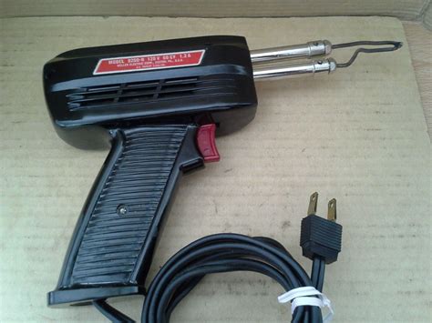 VTG. Weller soldering gun model 8200N 100/140 Watts 120v 60 cy. Working ...