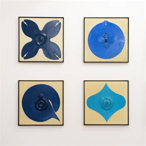 Minoru Yoshida. Microcosms | Meer