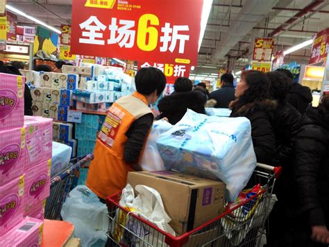 直击步步高中国购物节现场 超市惊现“抢货”人潮_联商网