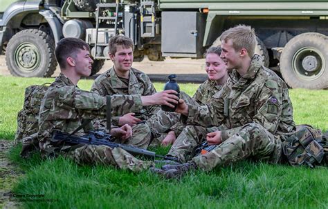 The Benefits of Service Life on Young People: Why school leavers should join the Armed Forces ...