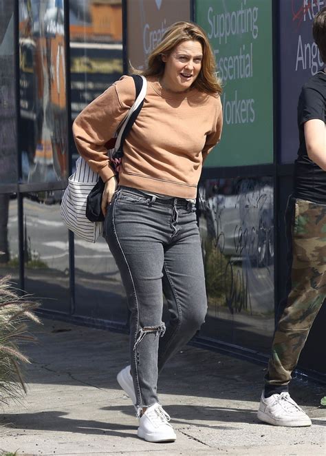 ALICIA SILVERSTONE Shopping at NCJWLA Council Thrift Shop in Los ...
