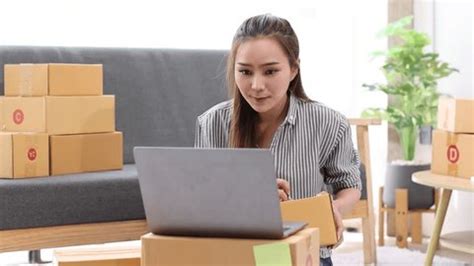 Young Business's Owners 的图像结果