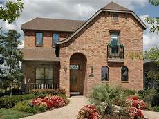 Brick House Exterior by Top 6 Exterior Siding Options Hgtv Brick House Exterior