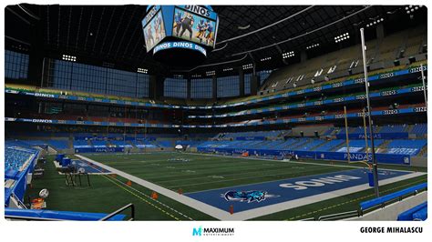 Rooftop Sportsfield 的图像结果