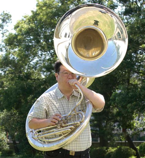 Tuba