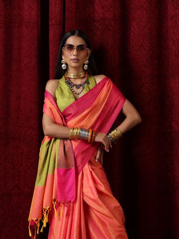 How to Wear and Style a Banarasi Saree Perfectly