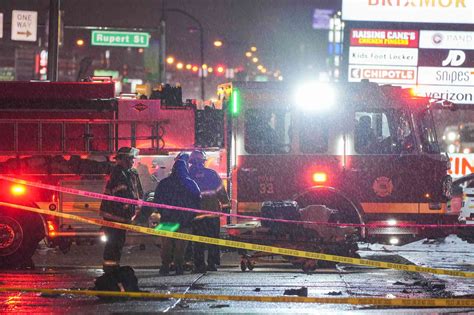 Small Plane Crashes Near Roosevelt Mall in Philadelphia, Multiple ...